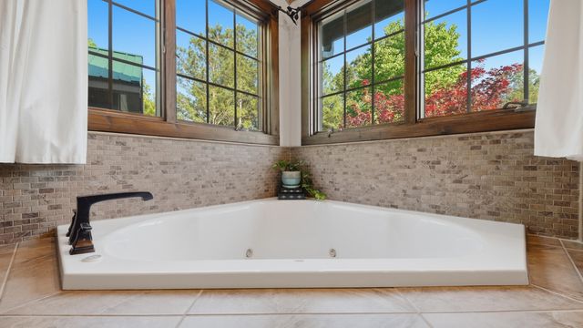 169 Cherokee Ridge Drive, Ocoee, TN 37361