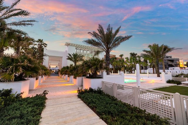 45 W Solaire Way, 106, Inlet Beach, FL 32461