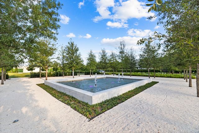 45 W Solaire Way, 106, Inlet Beach, FL 32461