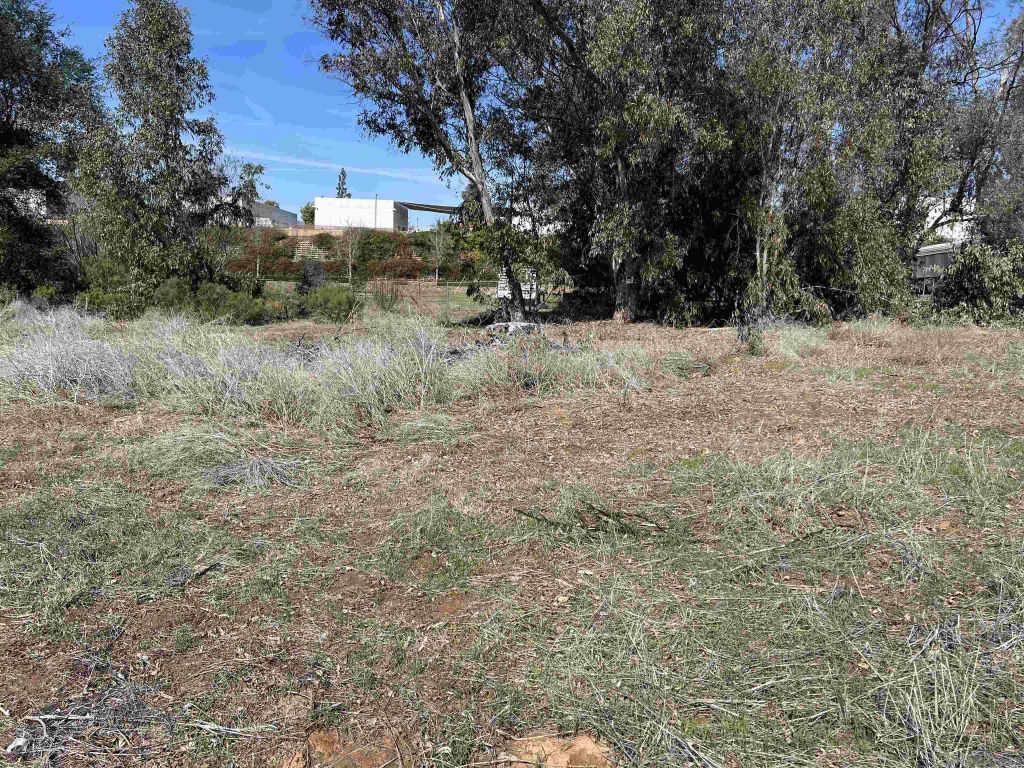 Image 8 of property listing at 0 Country Club Dr 0, Escondido, CA 92029