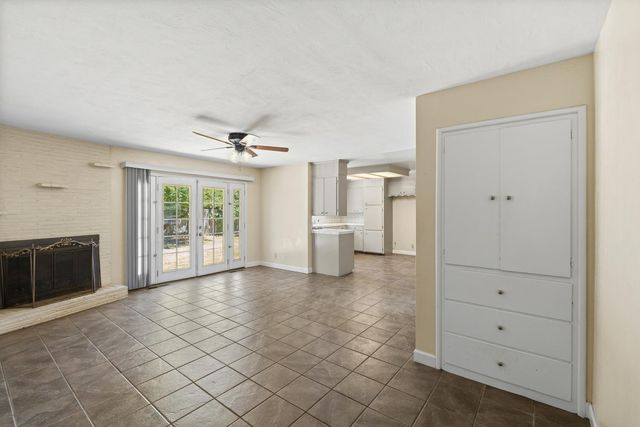 533 W Tokay St, Lodi, CA 95240