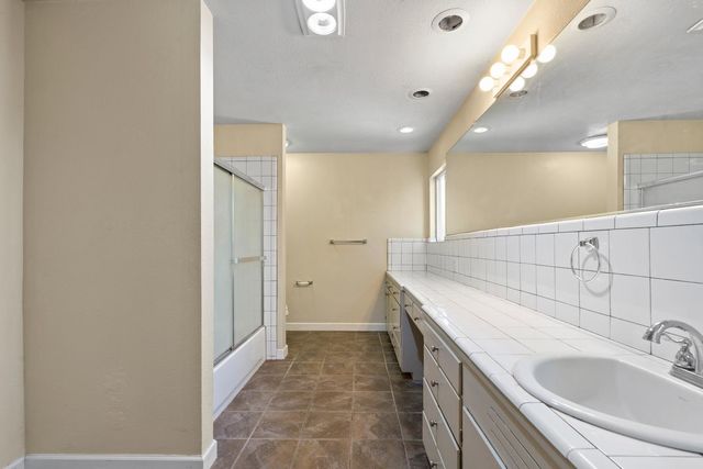 533 W Tokay St, Lodi, CA 95240