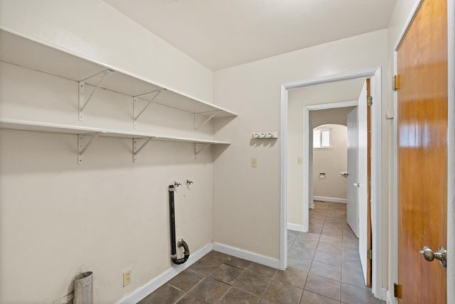 533 W Tokay St, Lodi, CA 95240