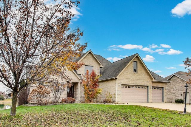 8910 Doubletree Drive S, Crown Point, IN 46307