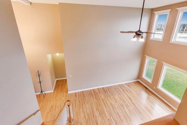 8910 Doubletree Drive S, Crown Point, IN 46307