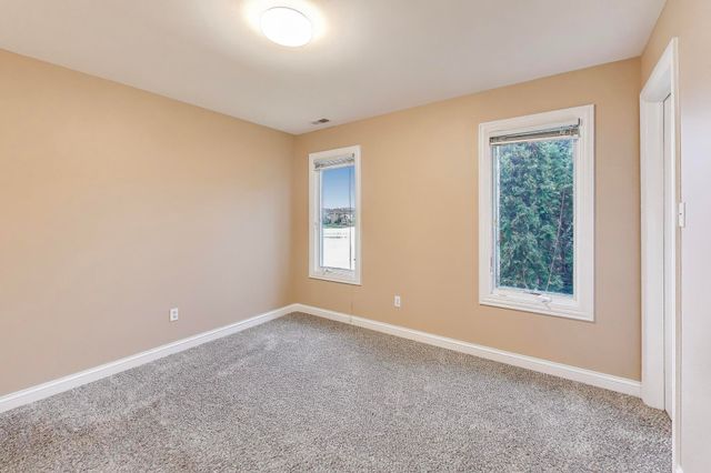 8910 Doubletree Drive S, Crown Point, IN 46307