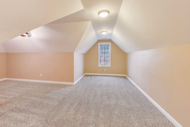 8910 Doubletree Drive S, Crown Point, IN 46307