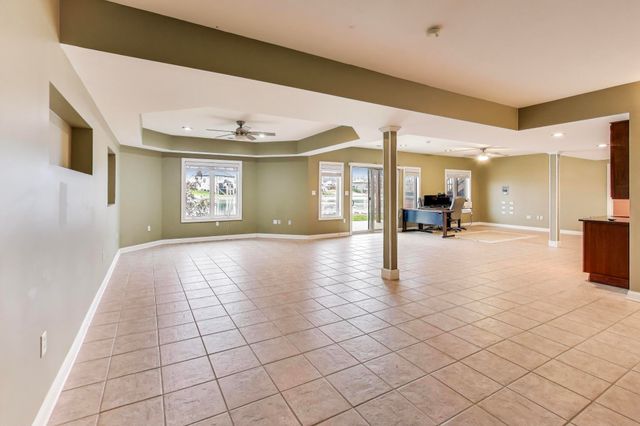 8910 Doubletree Drive S, Crown Point, IN 46307