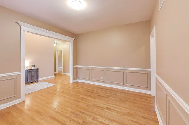 8910 Doubletree Drive S, Crown Point, IN 46307