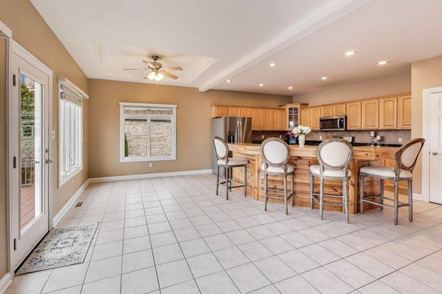 8910 Doubletree Drive S, Crown Point, IN 46307