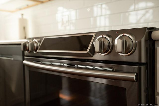 70 South Main Street 3D, Norwalk, CT 06854