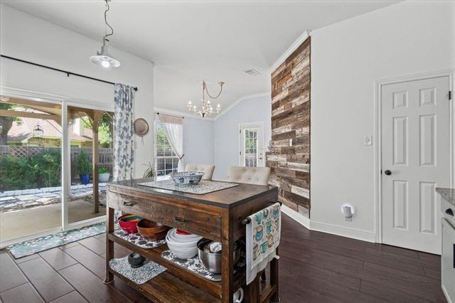 2312 Mockingbird DR, Round Rock, TX 78681