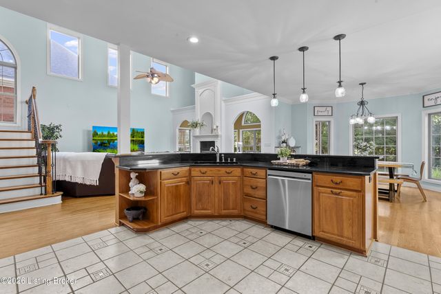 11000 Lavender Way, Louisville, KY 40291