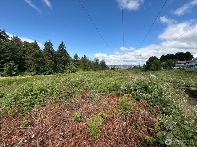 1810 S 27th Street, Renton, WA 98055
