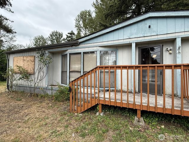 1810 S 27th Street, Renton, WA 98055