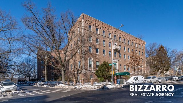 689 Fort Washington Ave Apt 5D, New York City, NY 10040