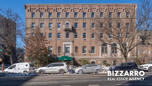 689 Fort Washington Ave Apt 5D, New York City, NY 10040