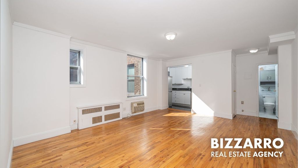 689 Fort Washington Ave Apt 5D, New York City, NY 10040