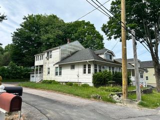 17 Carroll St, Milford, MA 01757
