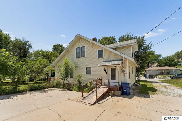 701 Koop Avenue, Louisville, NE 68037