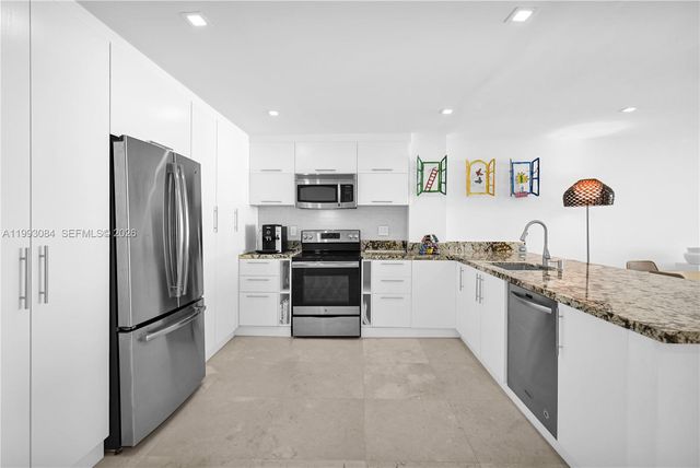 5555 Collins Ave 3N, Miami Beach, FL 33140