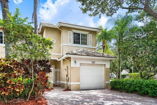 2296 NW 170th Avenue, Pembroke Pines, FL 33028