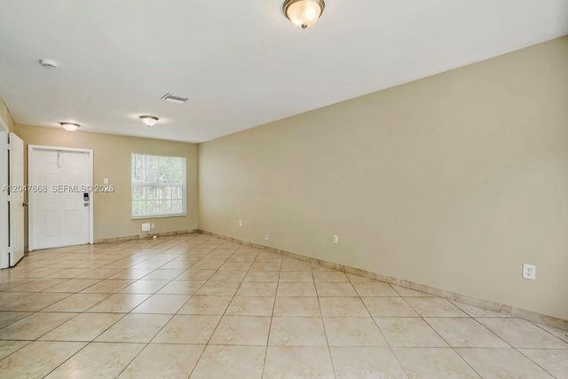 2296 NW 170th Avenue, Pembroke Pines, FL 33028