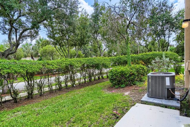 2296 NW 170th Avenue, Pembroke Pines, FL 33028