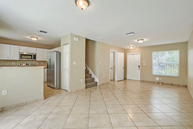 2296 NW 170th Avenue, Pembroke Pines, FL 33028