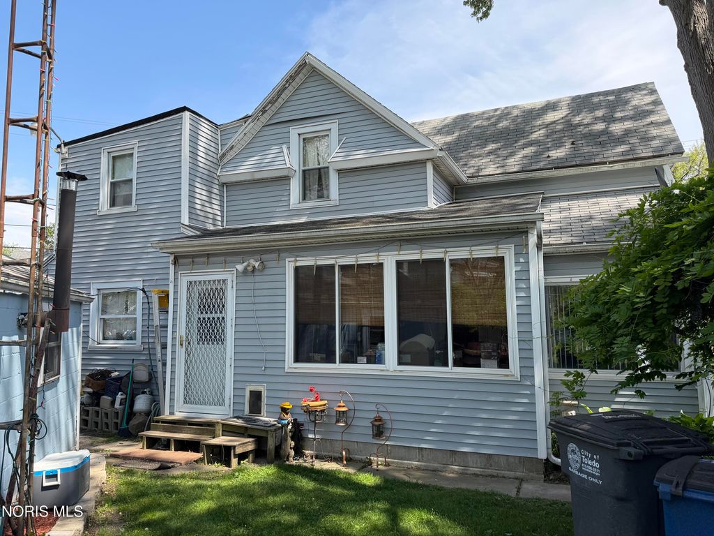 705 Leonard Street, Toledo, OH 43605