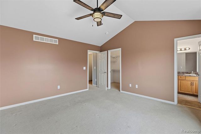 53106 Celtic Drive, Utica, MI 48315