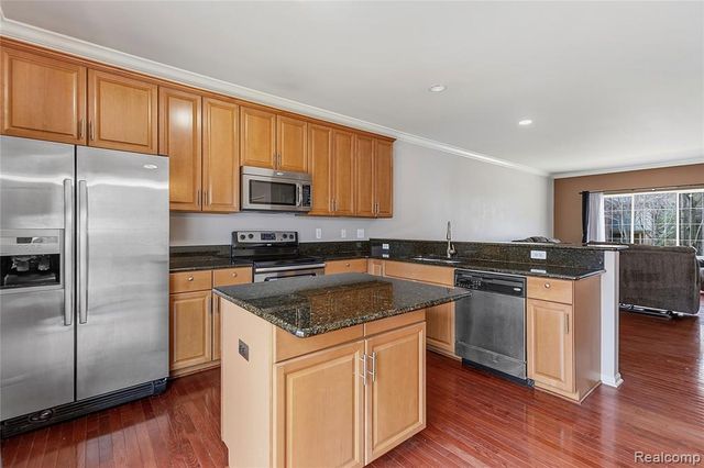 53106 Celtic Drive, Utica, MI 48315