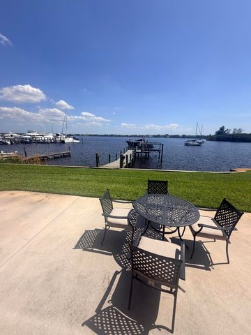 3312 SE Morningside Blvd, Port St Lucie, FL 34952