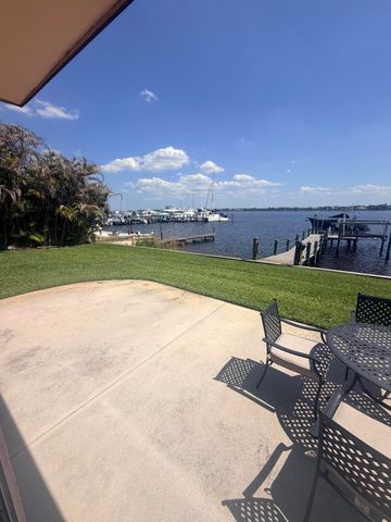 3312 SE Morningside Blvd, Port St Lucie, FL 34952