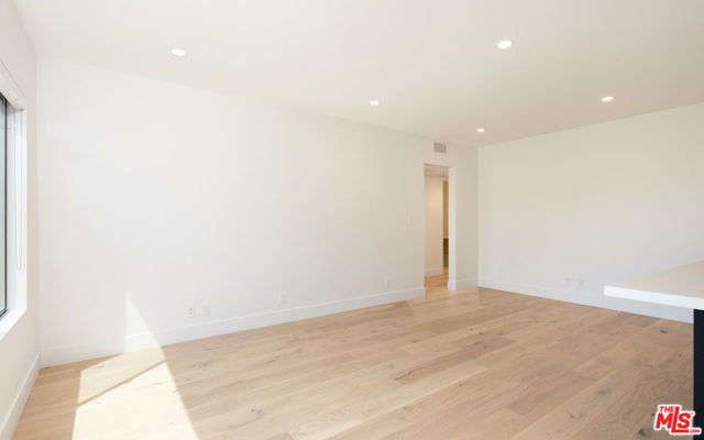 2811 3rd Street 8, Santa Monica, CA 90405