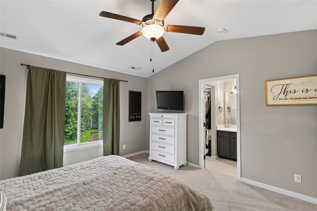 240 SE Dorr Court, Pleasant Hill, IA 50327