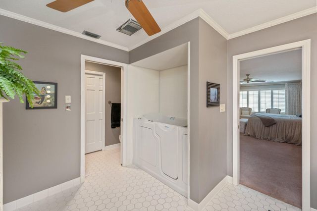 119 W Country Club Drive, Destin, FL 32541