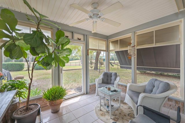 119 W Country Club Drive, Destin, FL 32541