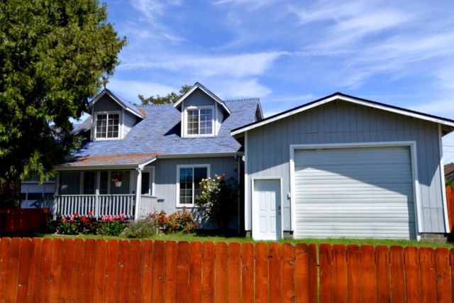 1471 Dowell Road, Grants Pass, OR 97527