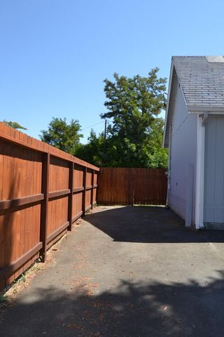 1471 Dowell Road, Grants Pass, OR 97527