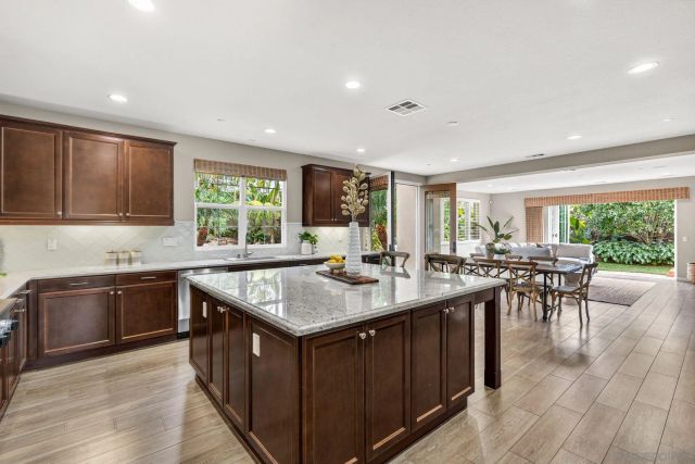 817 Dolphin, Encinitas, CA 92024