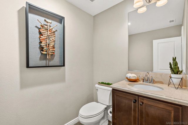 817 Dolphin, Encinitas, CA 92024