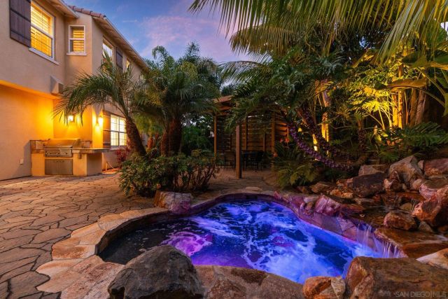 817 Dolphin, Encinitas, CA 92024