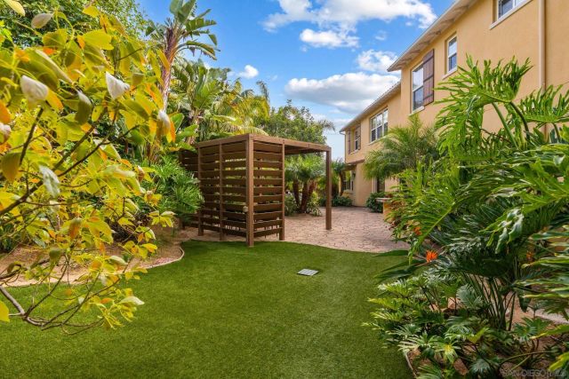 817 Dolphin, Encinitas, CA 92024