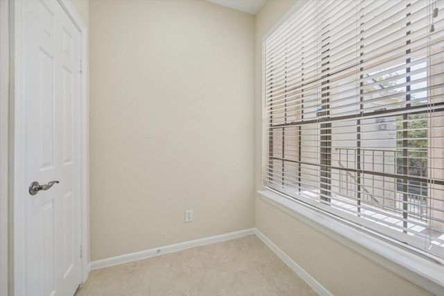 2700 Revere St 142, Houston, TX 77098