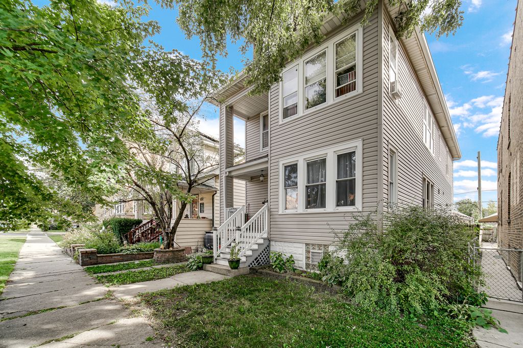 5111 W Henderson Street, Chicago, IL 60641 — exterior