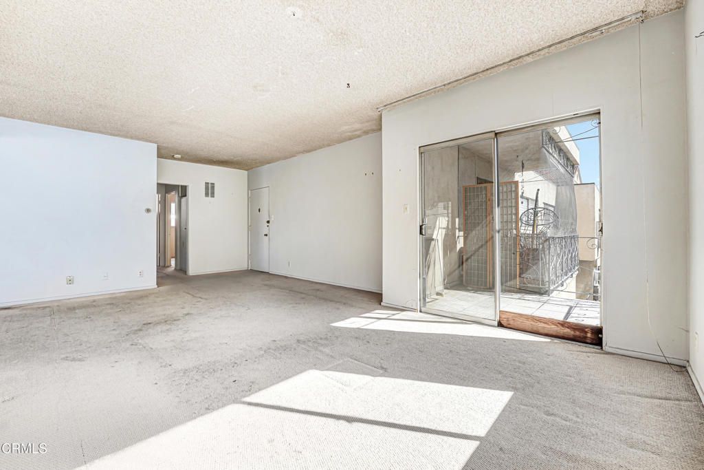 1749 N Edgemont Street, Los Angeles, CA 90027 — photo 2