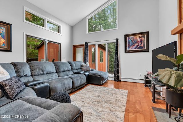 55 Telegraph Hill Road, Holmdel, NJ 07733