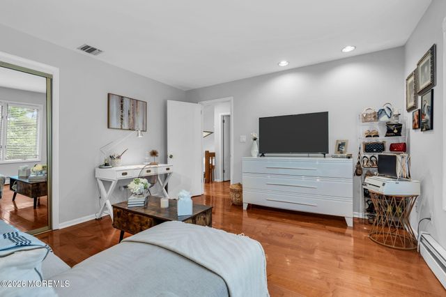 55 Telegraph Hill Road, Holmdel, NJ 07733