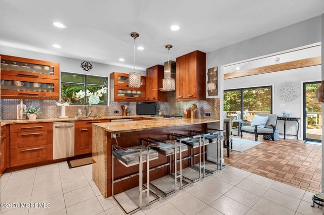 55 Telegraph Hill Road, Holmdel, NJ 07733